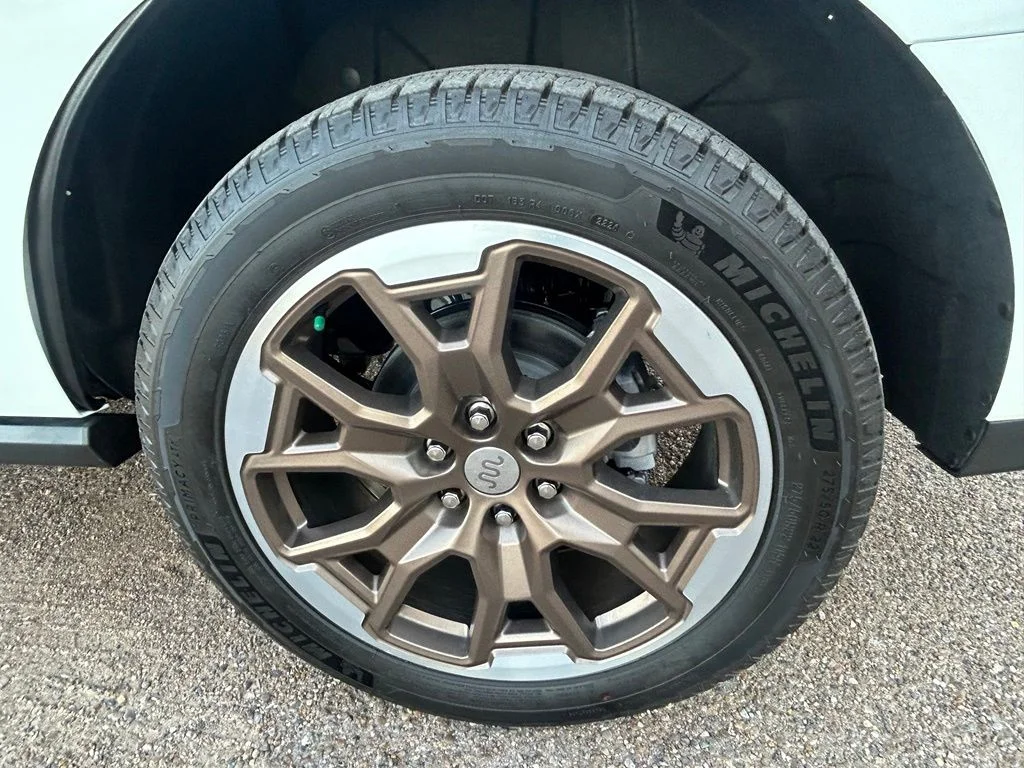 New 2027 Star White Metallic Tri-Coat Ford King Ranch® image 9
