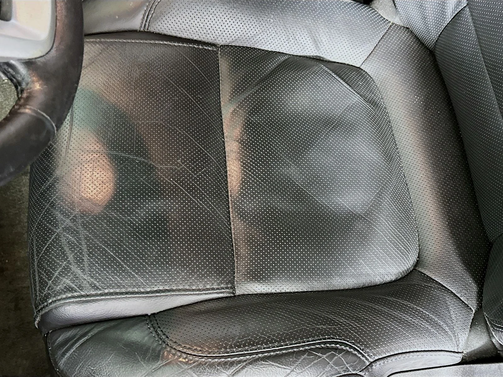 Used 2014 Silver Ford Limited image 20