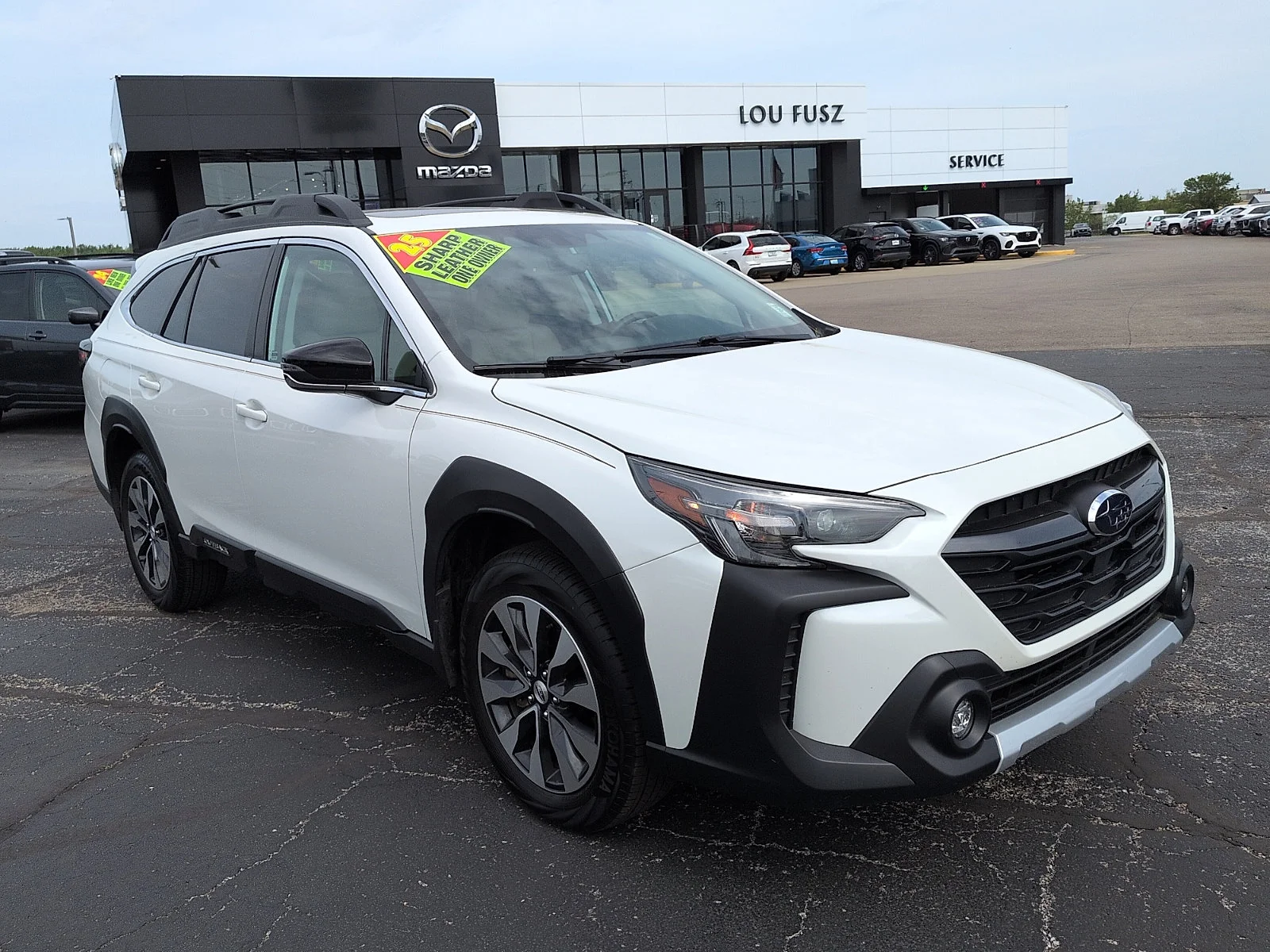 2025 Subaru Outback Limited's photo