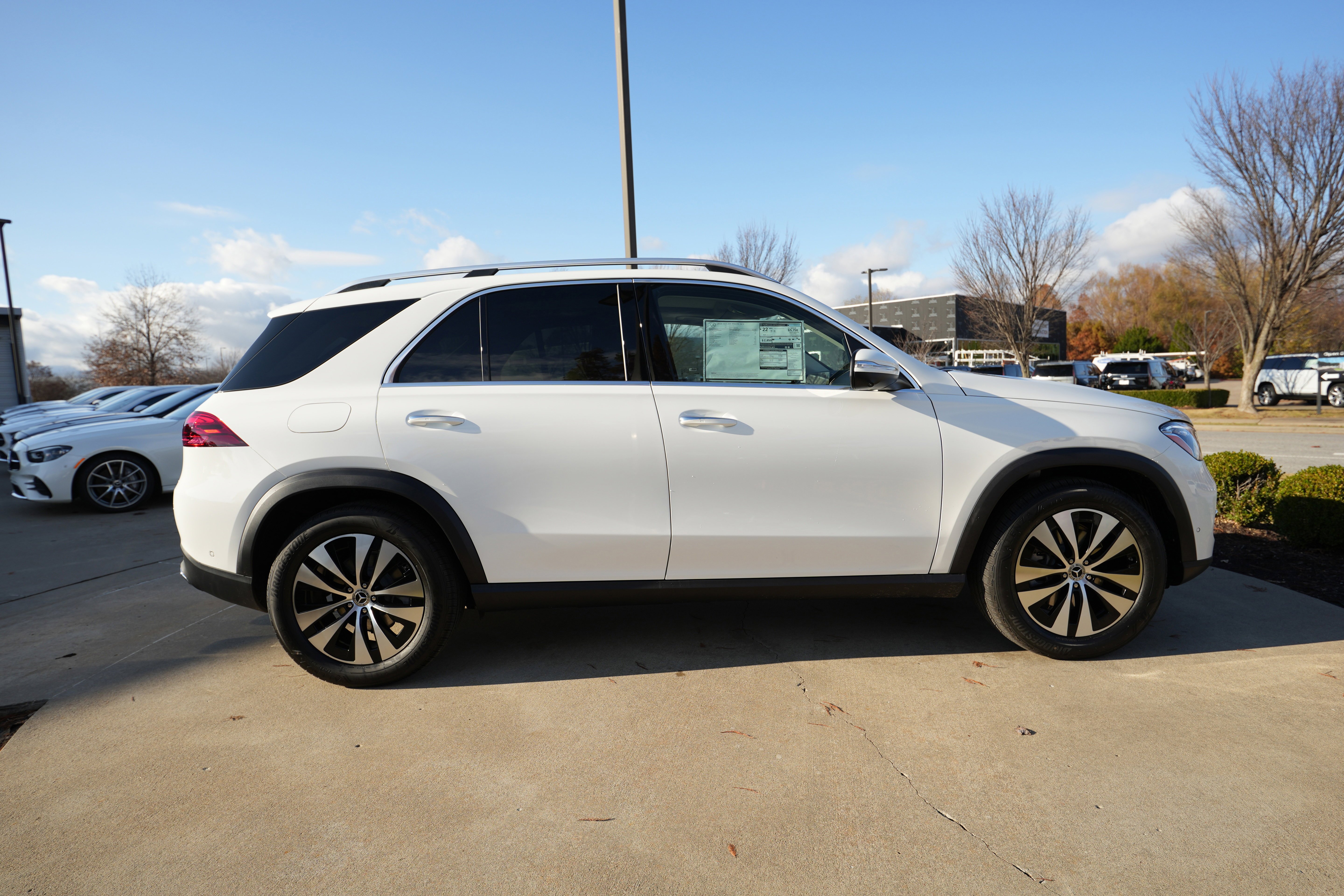 Used 2026 Polar White Mercedes-Benz GLE 350 image 9