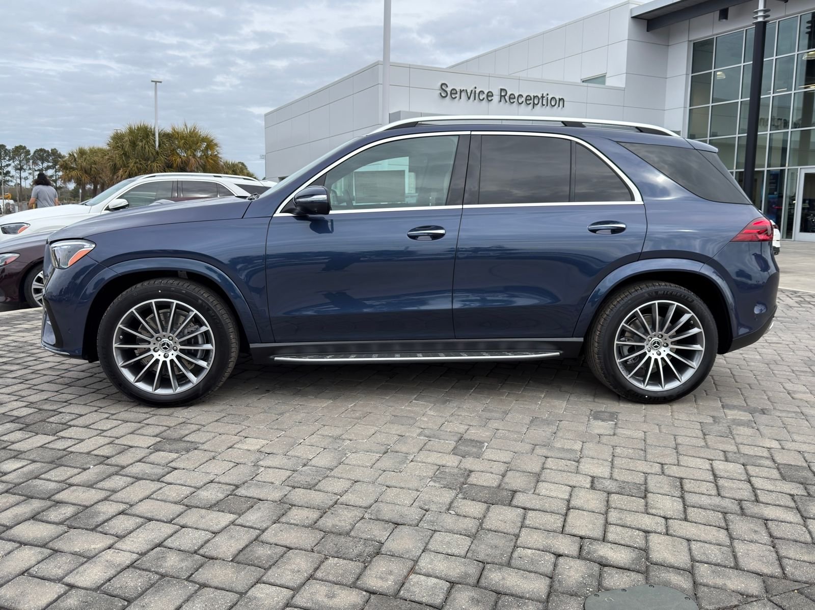 New 2026 Twilight Blue Mercedes-Benz GLE 350 image 12