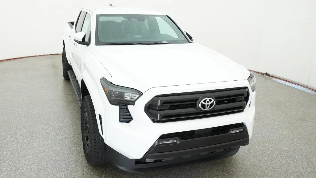 New 2026 Ice Cap Toyota SR5 image 8