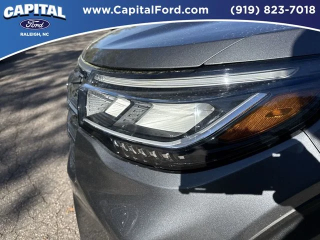 Used 2025 Gray Ford Active image 11