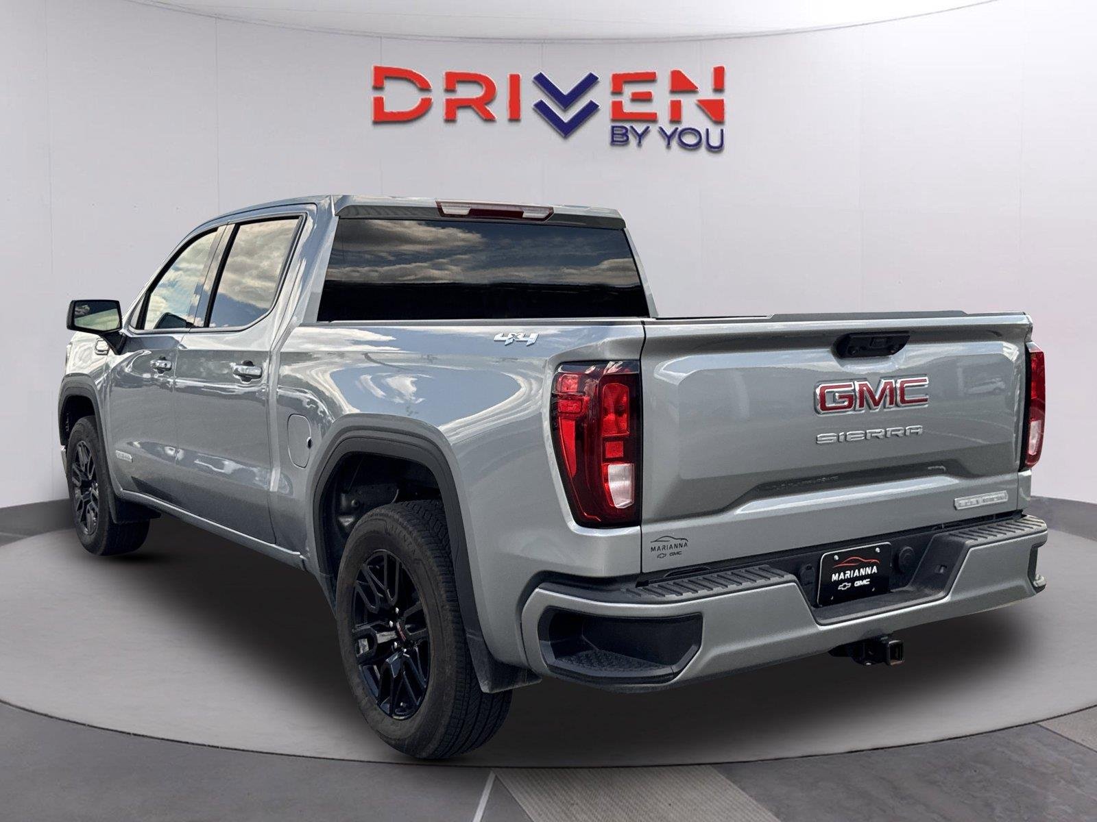 Used 2026 Sterling Metallic GMC Elevation image 6
