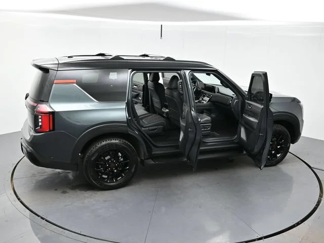 Used 2025 Alpine Metallic/super Black Nissan PRO-4X image 44