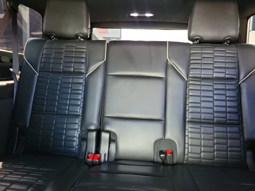 Used 2021 Satin Steel Metallic Cadillac Sport Platinum image 11