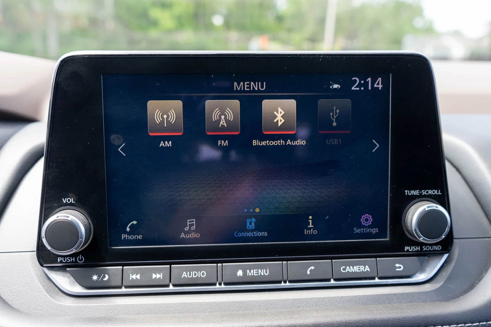 Used 2023 Pearl White Tricoat Nissan SV image 18
