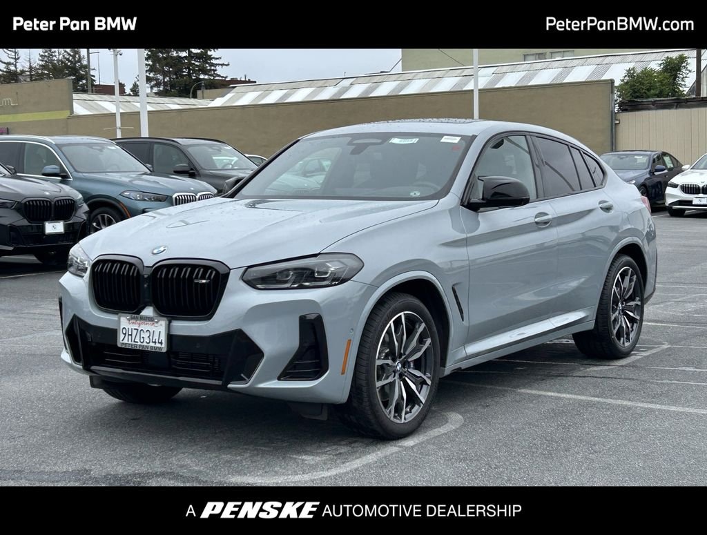 2024 BMW X4 M40i's photo