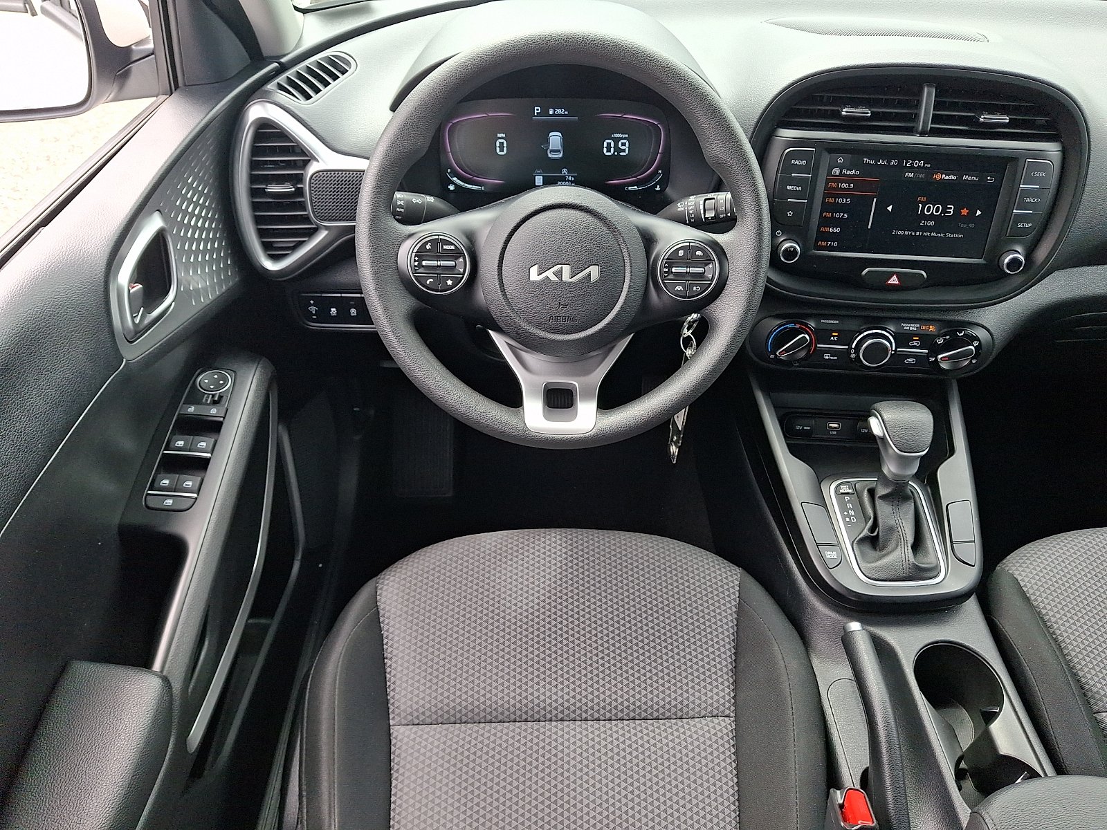 Used 2024 Snow White Pearl - SWP Kia LX image 11