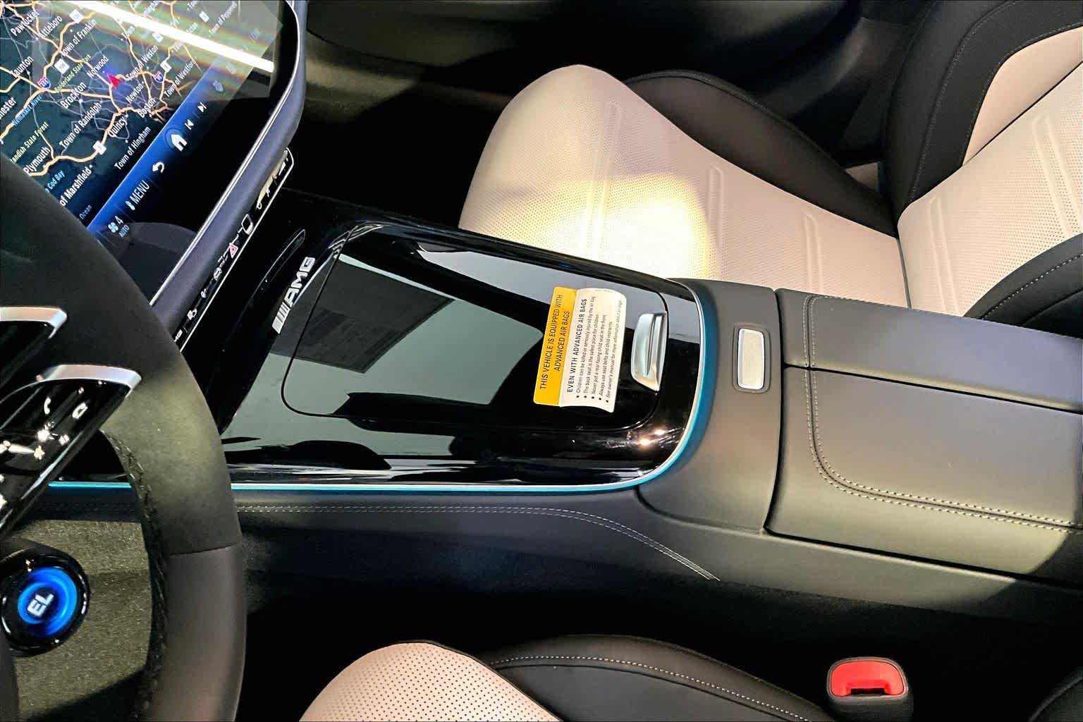 New 2027 MANUFAKTUR Moonlight White Magno Mercedes-Benz AMG® E 53 Hybrid image 10