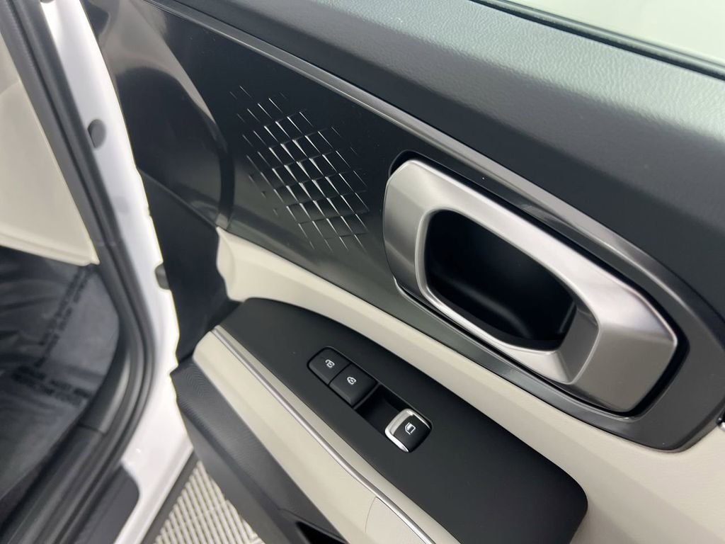 New 2026 Glacial White Pearl Kia S image 32