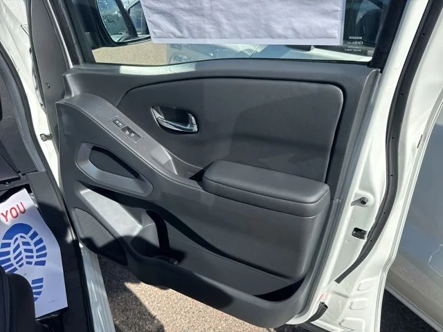New 2026 Glacier White Nissan Crew Cab SV image 34
