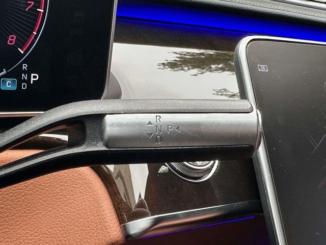 Certified Used 2022 Blue Mercedes-Benz S 580 image 25