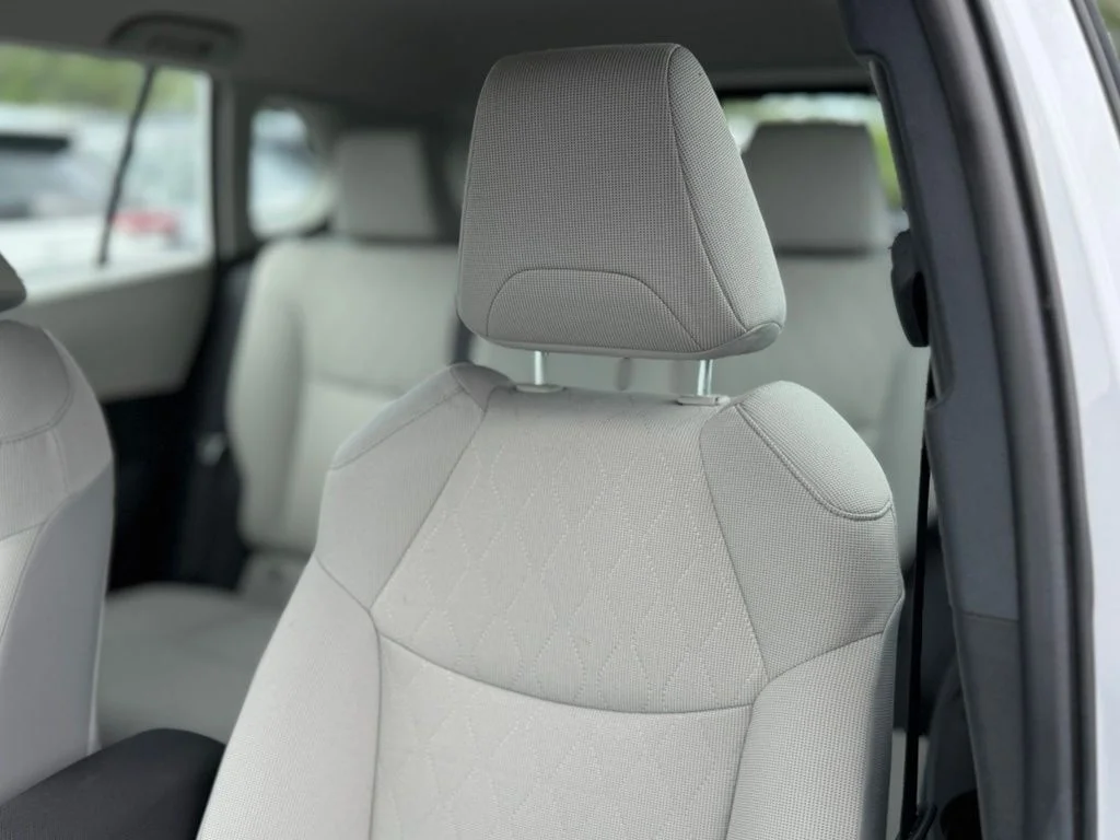 Used 2024 Beige Toyota L image 6