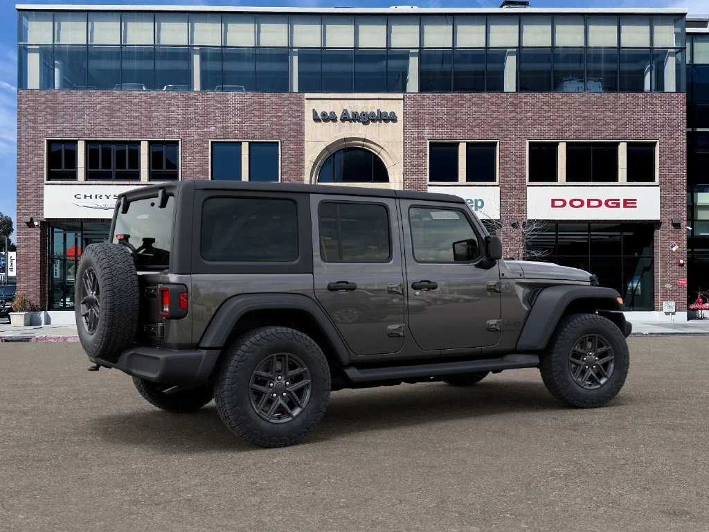 New 2026 Granite Crystal Metallic Clear-Coat Exterior Paint Jeep Sport S image 4