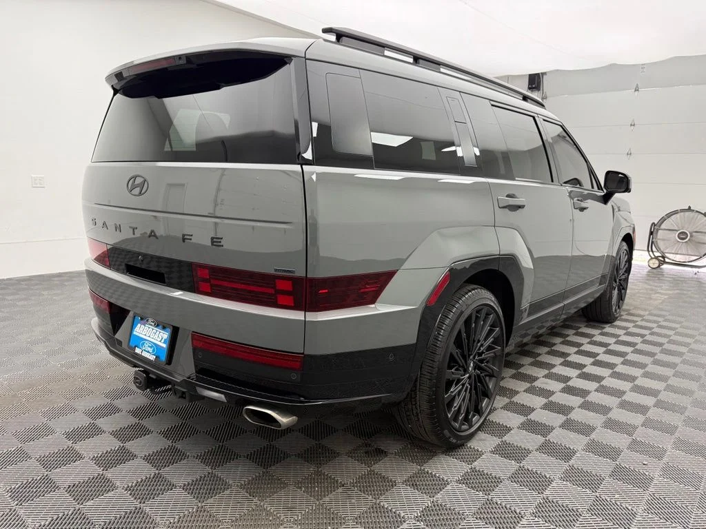 Used 2025 Gray Hyundai Calligraphy image 9