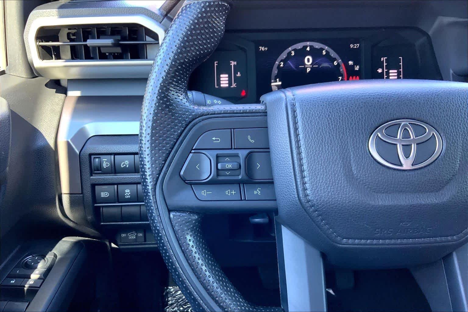 Used 2025 Underground Toyota SR5 image 23