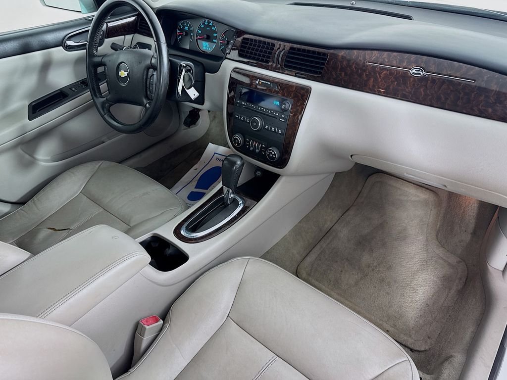 Used 2012 Summit White Chevrolet LTZ image 33