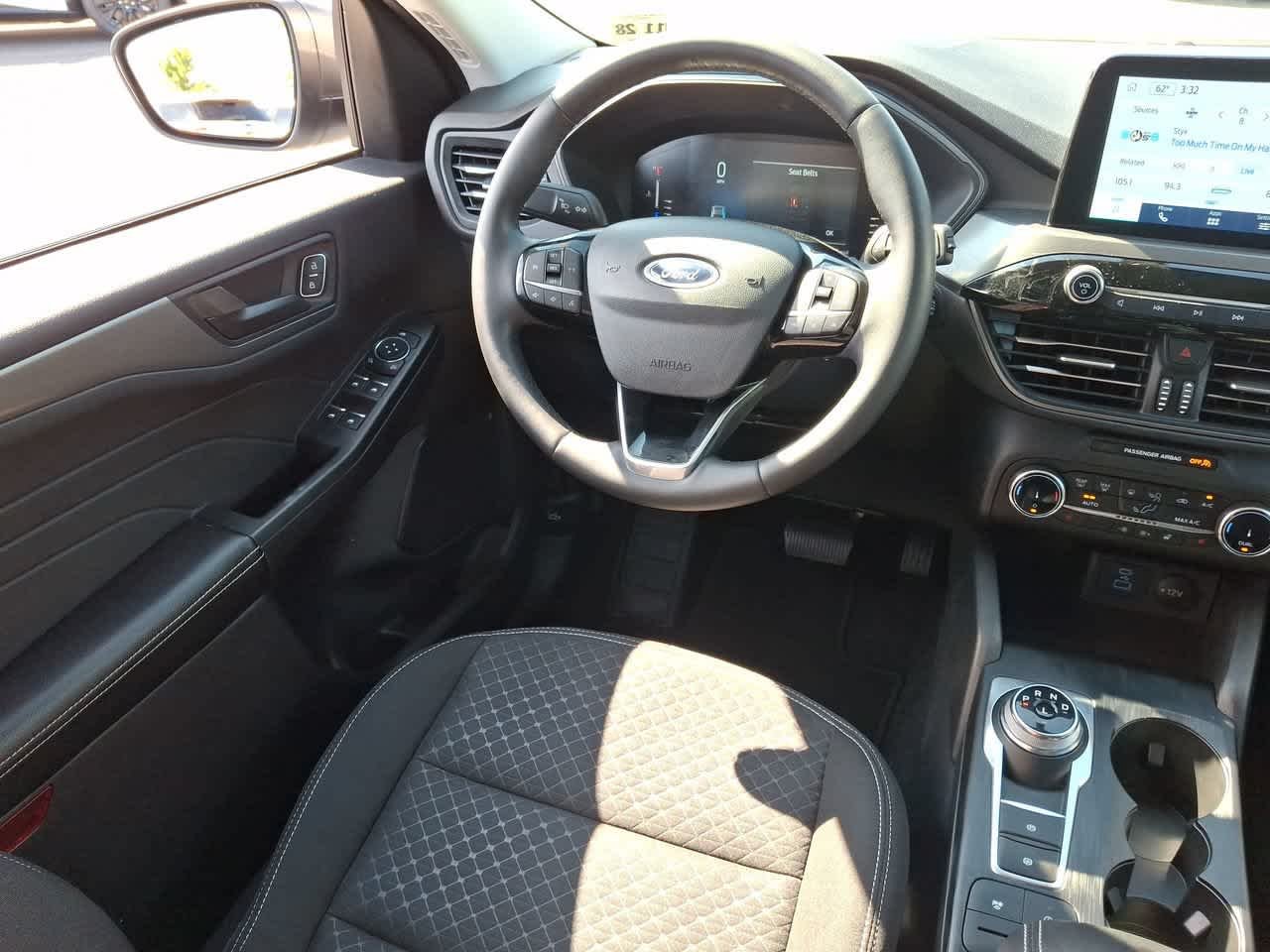 Used 2023 Iconic Silver Metallic Ford Active image 15