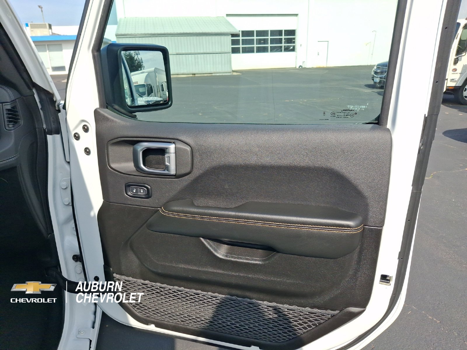 Used 2024 White Jeep Sahara 4xe image 21