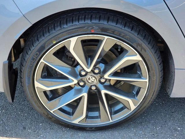 Used 2022 Black Toyota SE image 12