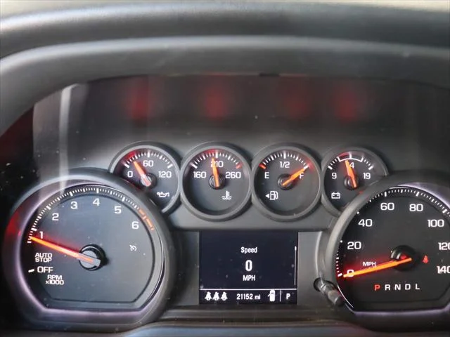 2024 Chevrolet Silverado 1500 Custom - Photo 9