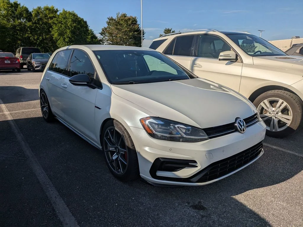 Used 2019 White Volkswagen DCC & Navigation 4Motion image 5