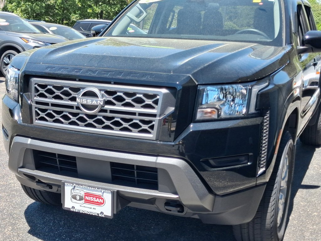 2023 Nissan Frontier SV - Photo 7