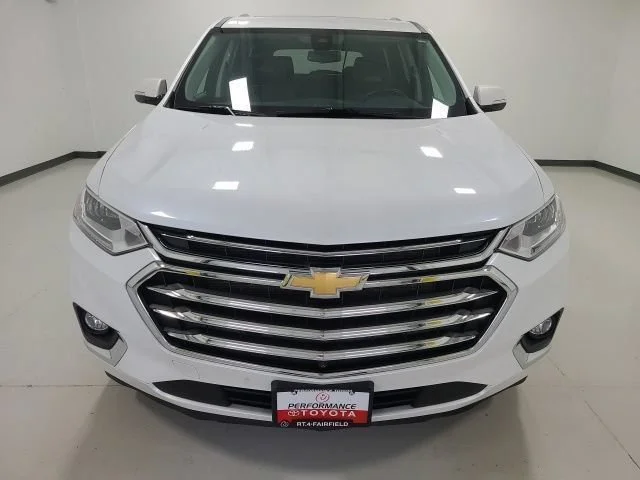 Used 2020 Iridescent Pearl Tricoat Chevrolet High Country image 2