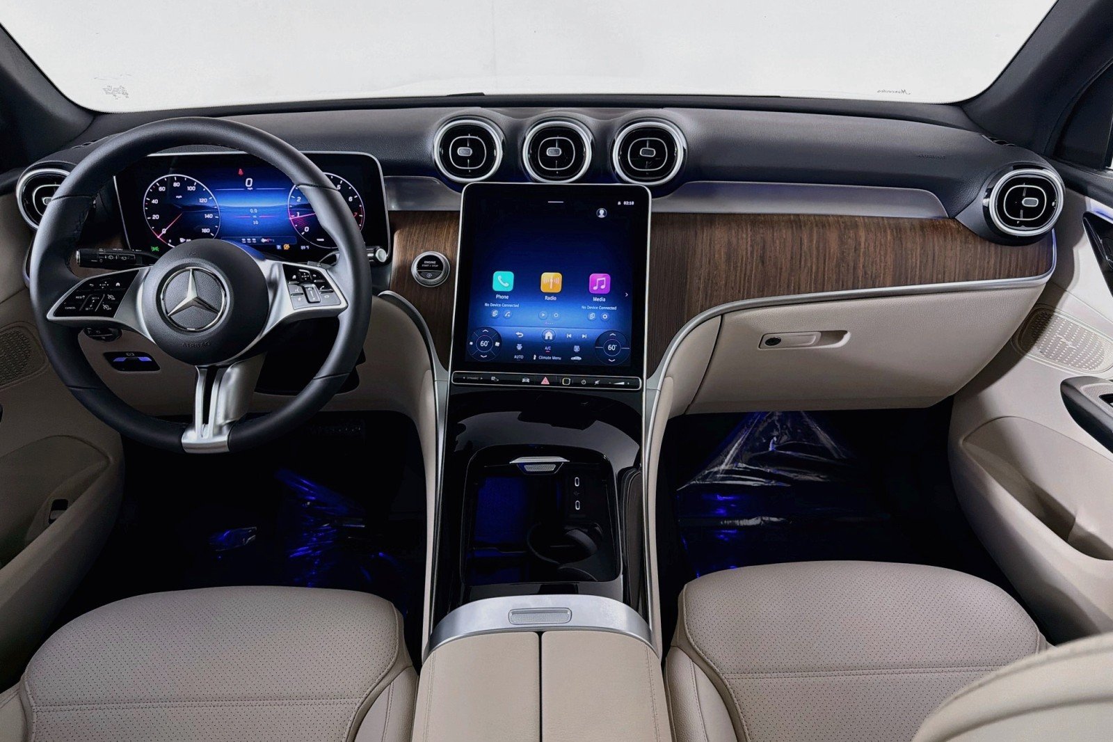 New 2026 Polar White Mercedes-Benz GLC 300 4MATIC® SUV image 4