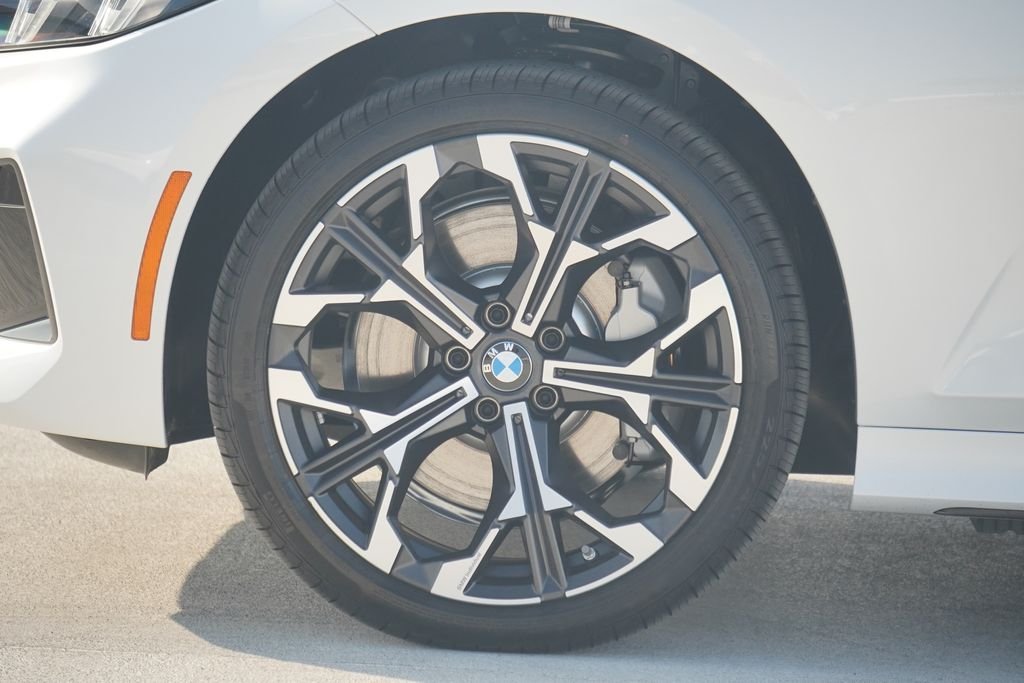 Used 2026 White Metallic BMW 330i image 5