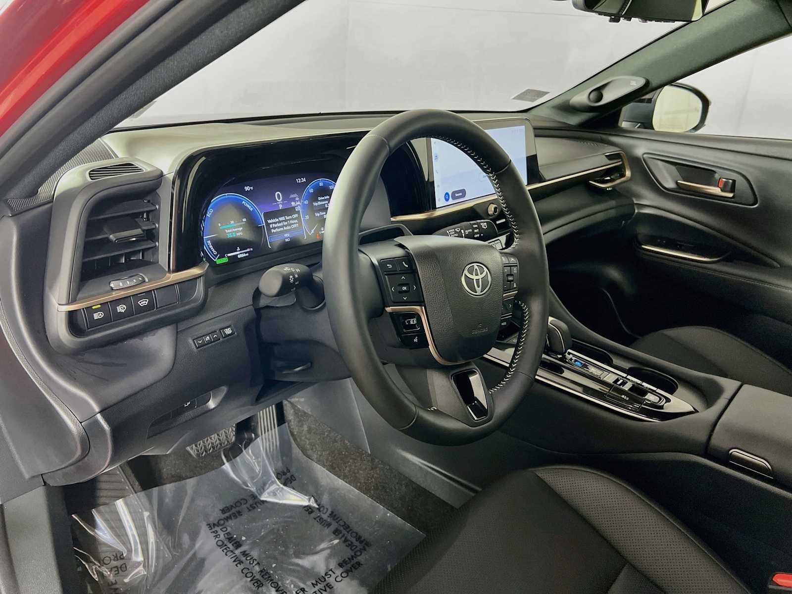 Used 2025 Finish Line Red Toyota Limited image 9