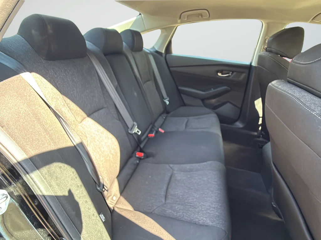 Used 2024  Honda LX image 28