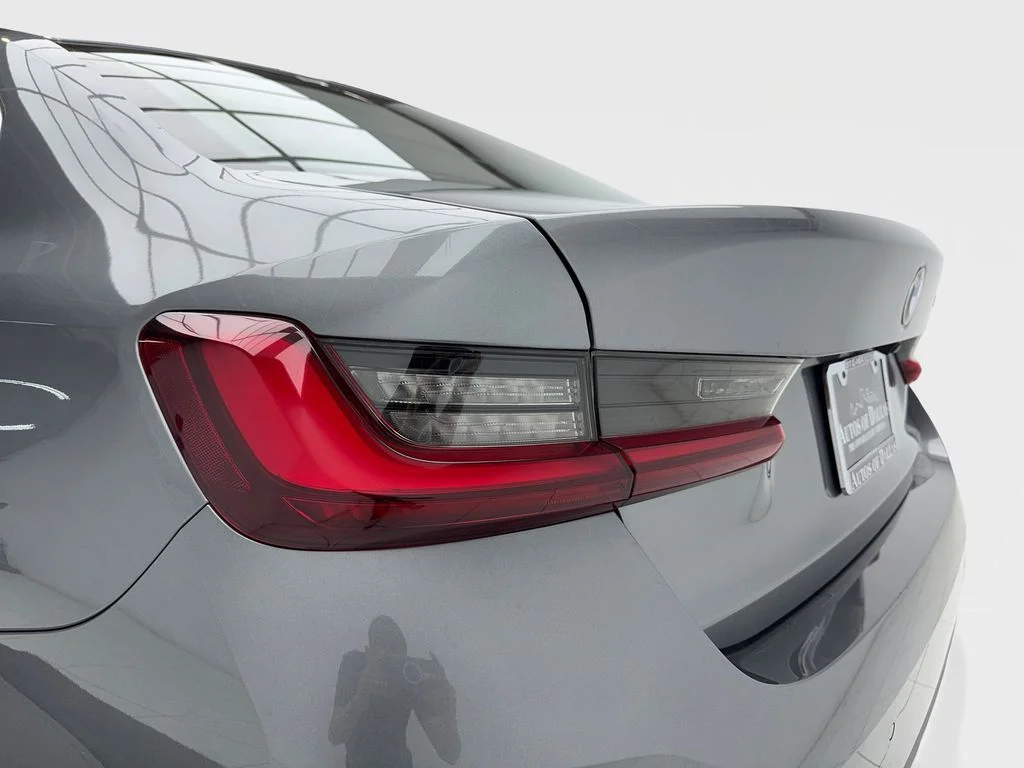 Used 2024 Gray BMW 330i image 9