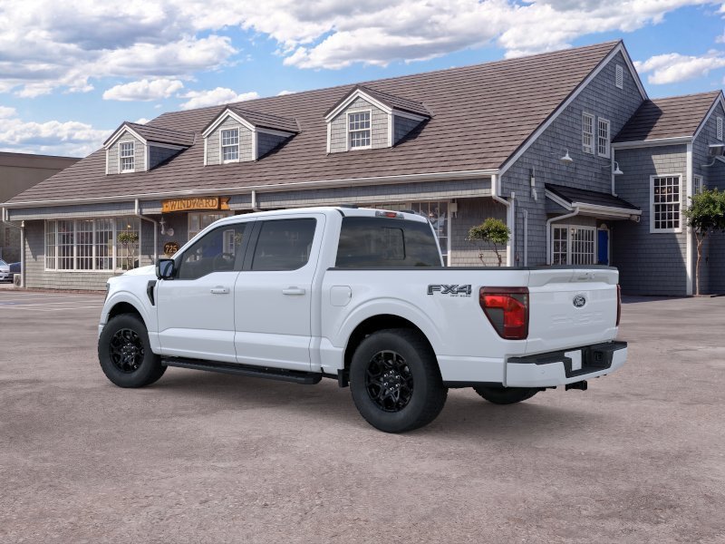 New 2026 Oxford White Ford XLT image 4