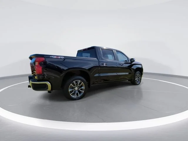 Used 2024 Black Chevrolet LT image 8