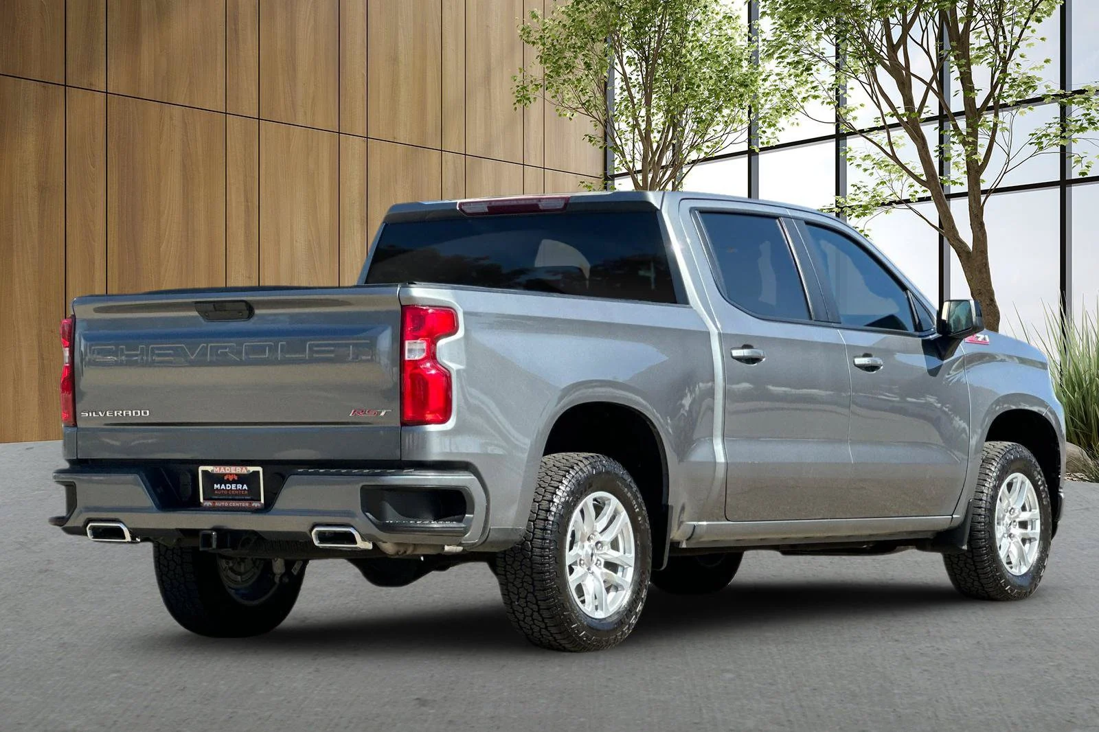 Used 2021 SATIN STEEL METALLIC Chevrolet RST image 4