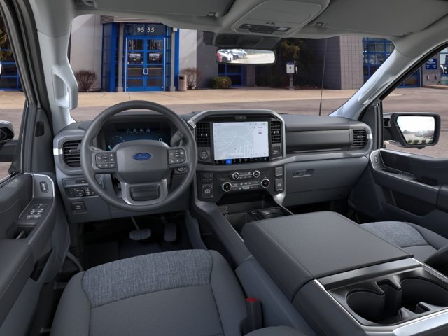 New 2026 Oxford White Ford XLT image 9
