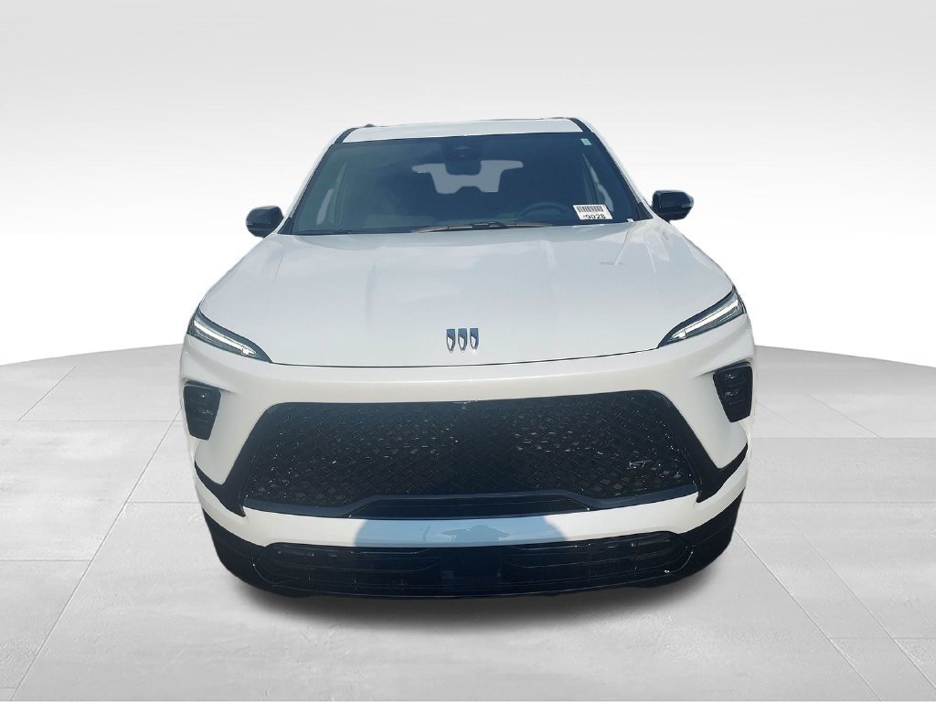New 2027 Iridescent White Tricoat Buick Sport Touring image 8