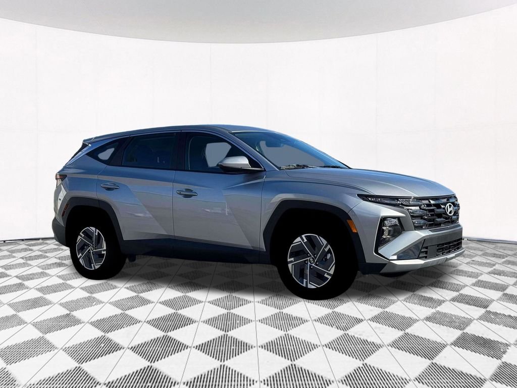 New 2026 Silver Hyundai Blue SE image 16