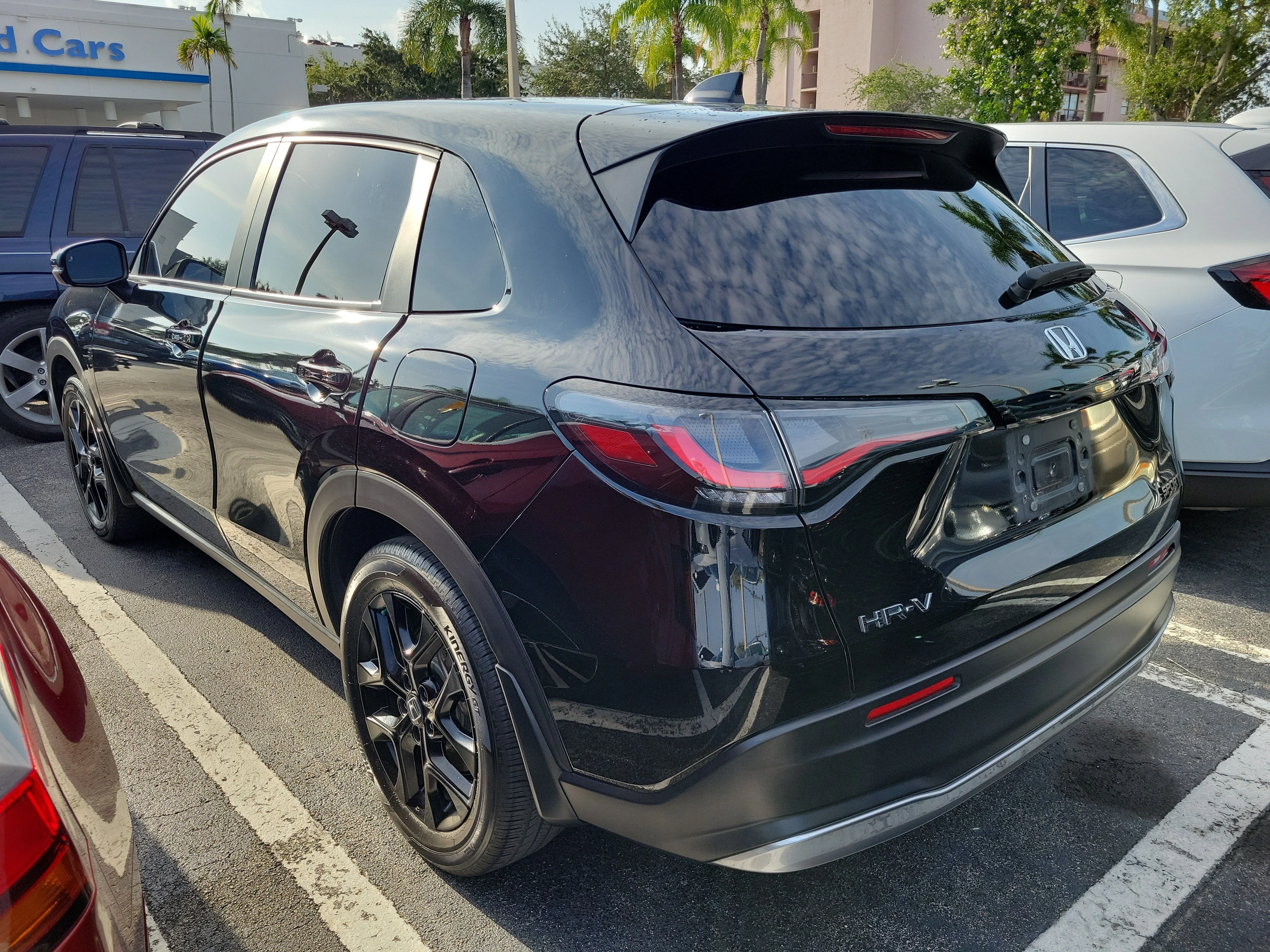 2025 Honda HR-V Sport - Photo 4