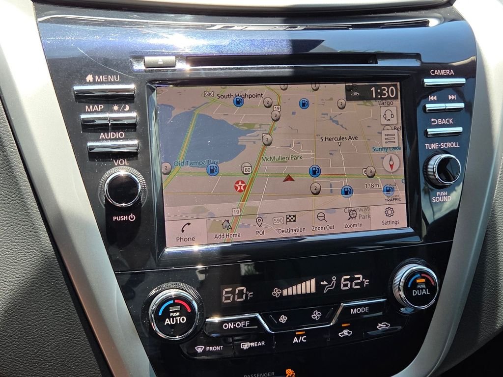 Used 2021 White Nissan Platinum image 25