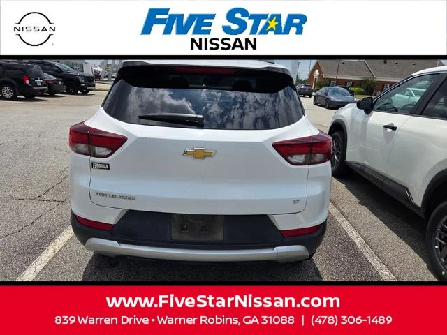 Used 2022 White Chevrolet LT image 9