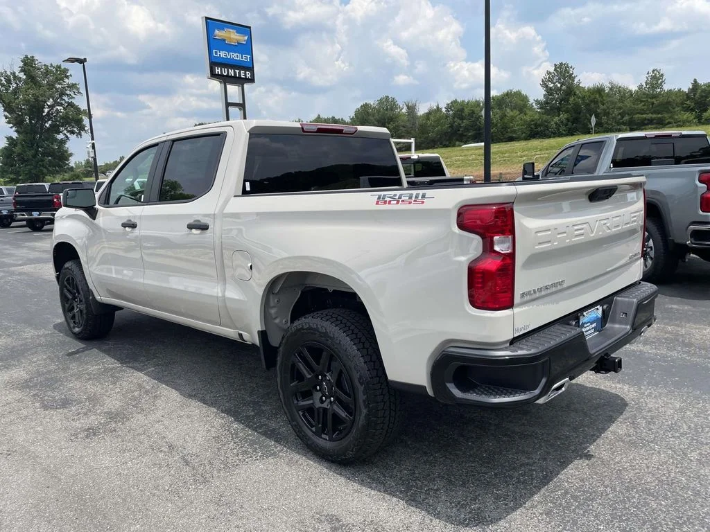 New 2026 White Sands Chevrolet Custom Trail Boss image 4