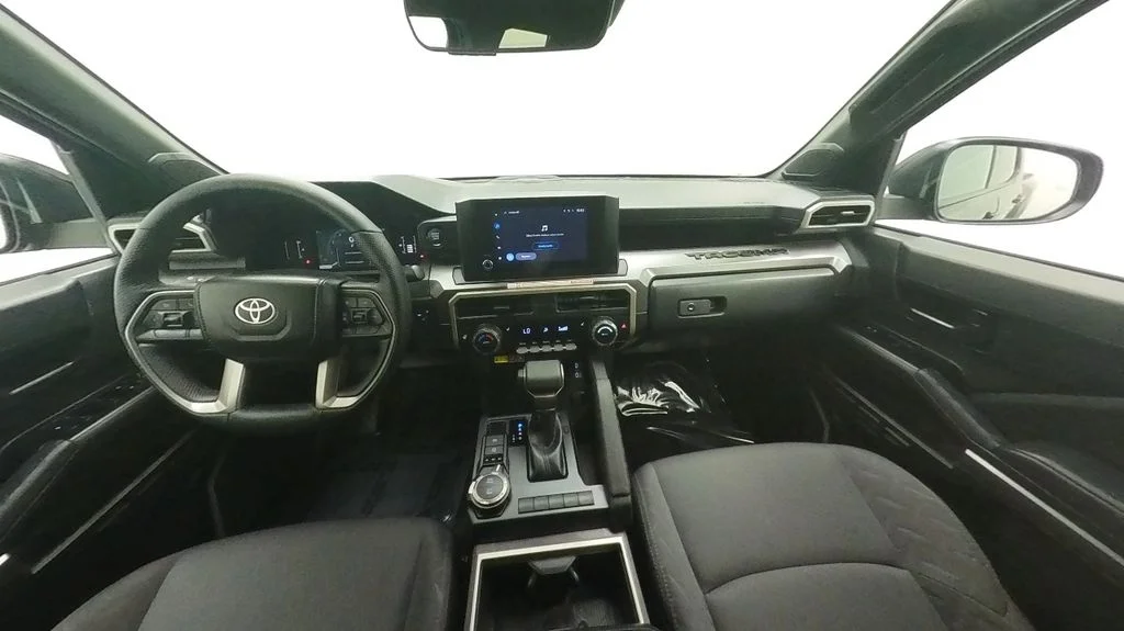 Used 2025 Black Toyota SR5 image 27