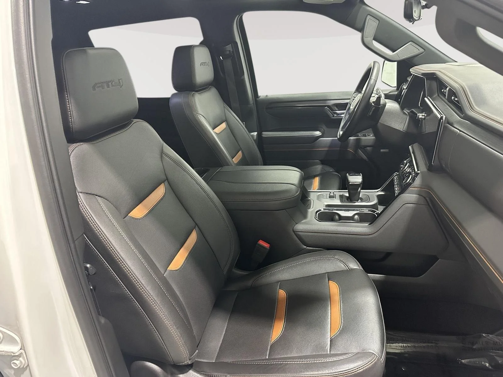 Used 2023 SUMMIT WHITE GMC AT4 image 27