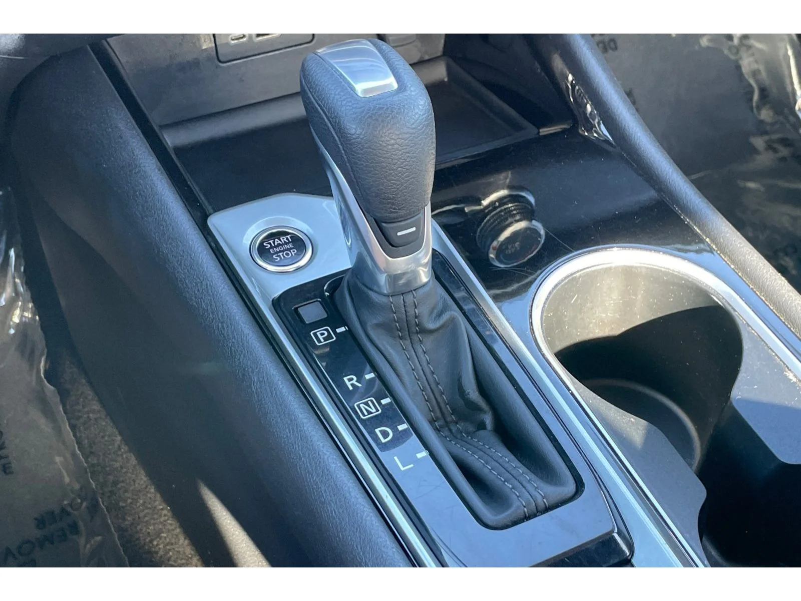 Used 2024 Gun Metallic Nissan 2.5 SV image 29