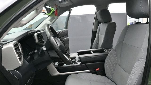 Used 2022 Green Toyota SR5 image 18