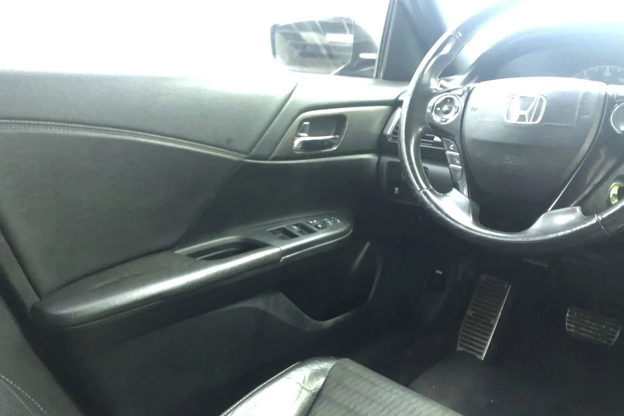 Used 2017 Obsidian Blue Pearl Honda Sport image 17