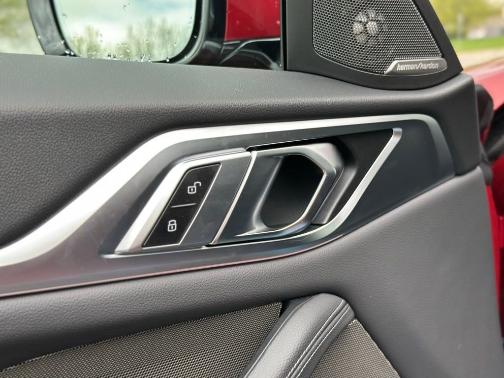 2025 BMW i4 40 - Photo 19